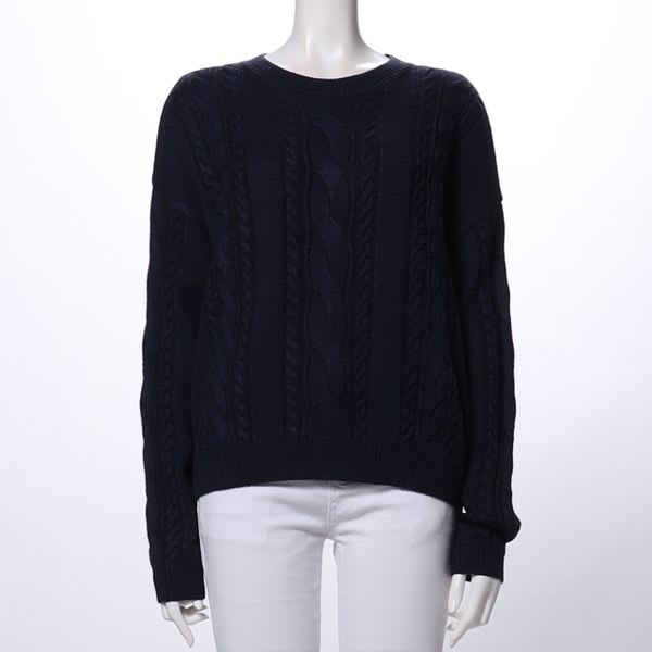 ケーブル編みドロップショルダーニット