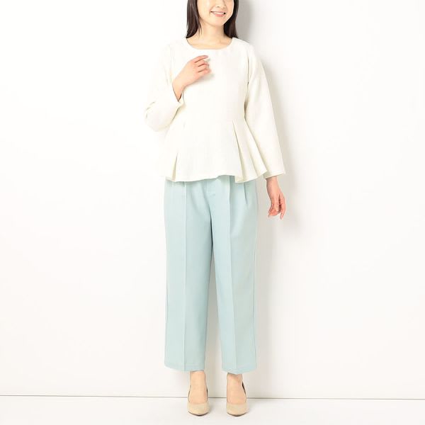 ペプラムブラウス