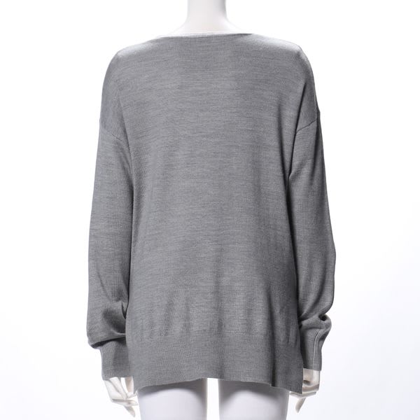 前後差ドロップショルダーVネックニット