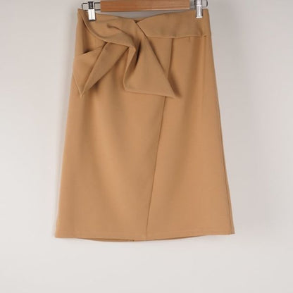 リボン風デザインタイトスカート