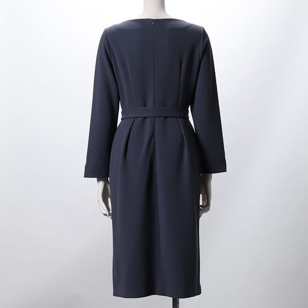 ハイストレッチアシンメトリータックワンピース