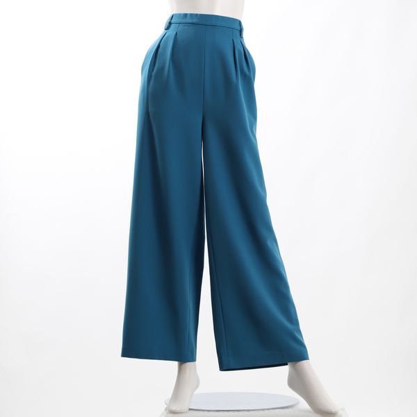 タック入りワイドパンツ