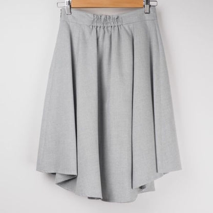 イレギュラーヘムフレアスカート