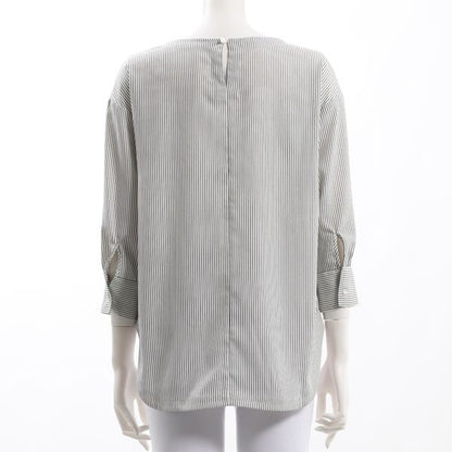 ストライプ柄Vネックブラウス