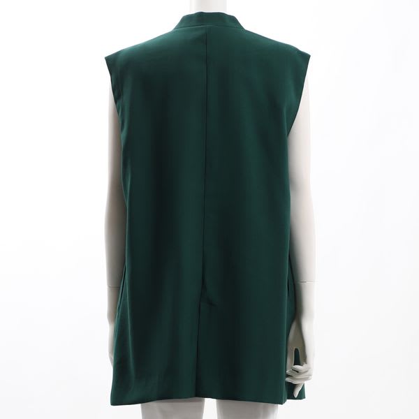 バックスリットジレ