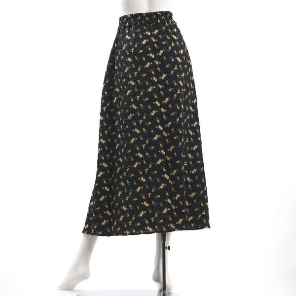 小花柄フレアスカート