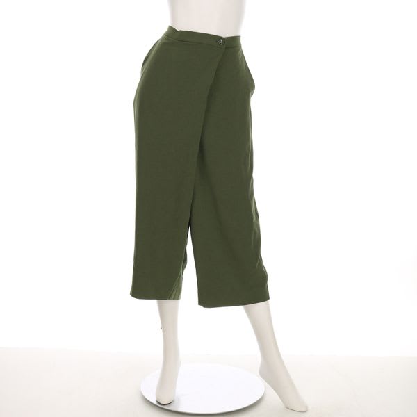 ラップ風ワイドパンツ