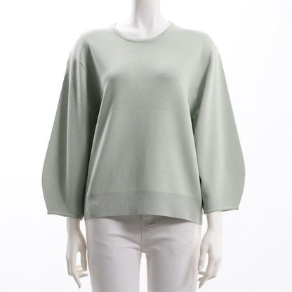 ふんわり袖ニット