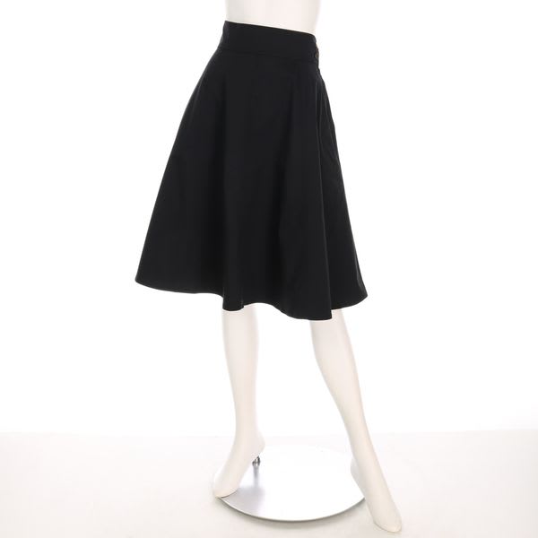 ウエストボタンフレアスカート