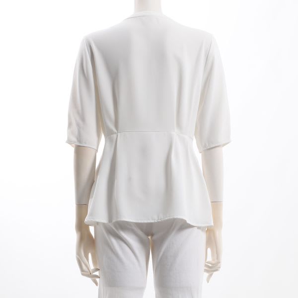 ペプラムデザインバンドカラーブラウス