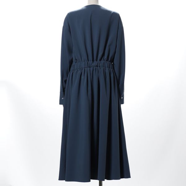 ウエストゴムVネックワンピース