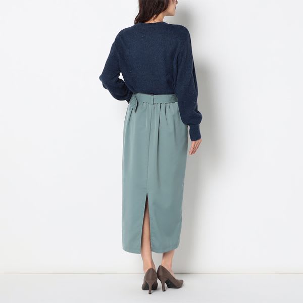 ラメクルーネックニット