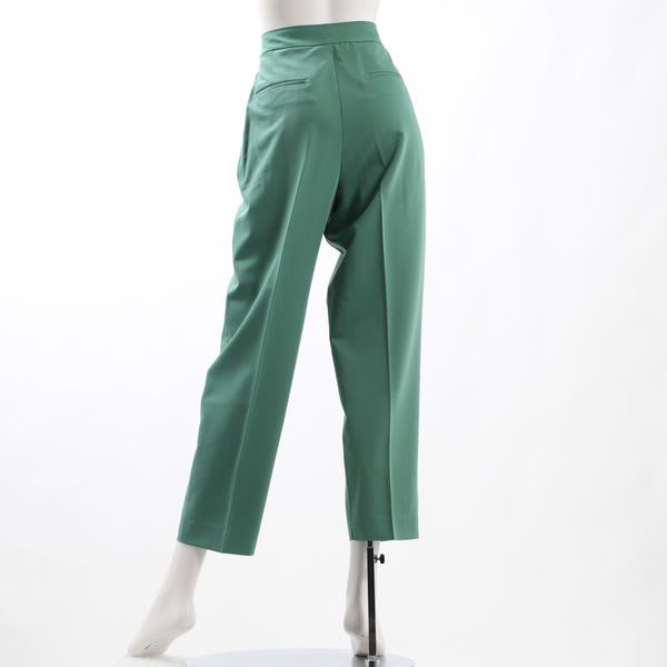 センタープレステーパードパンツ