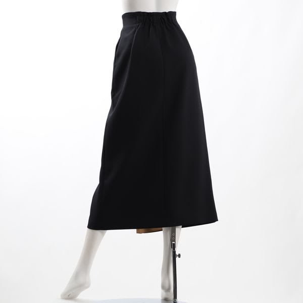 ポケット付きフレアスカート