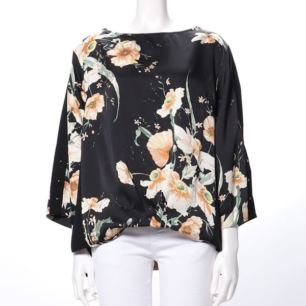 大花柄ラウンドネックブラウス