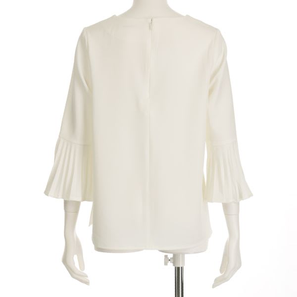 袖プリーツブラウス