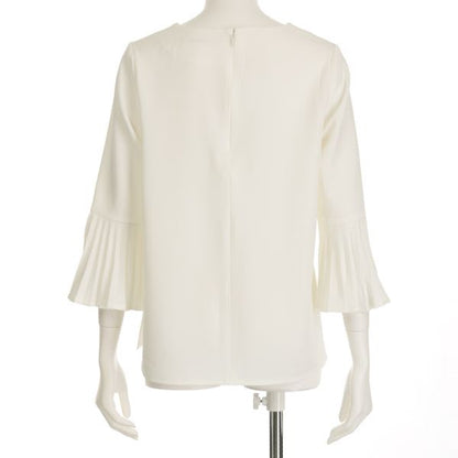 袖プリーツブラウス