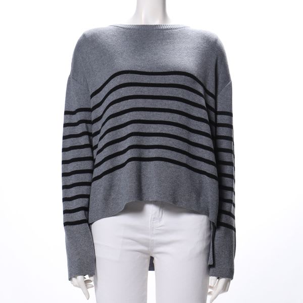 ボーダー柄ドロップショルダーニット