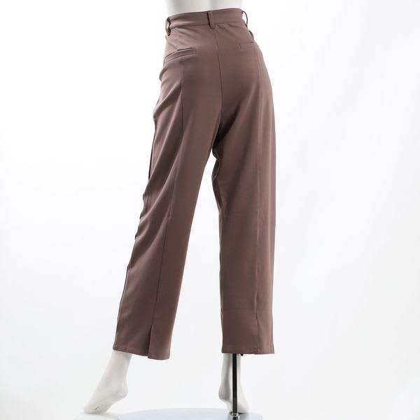バックスリットテーパードパンツ
