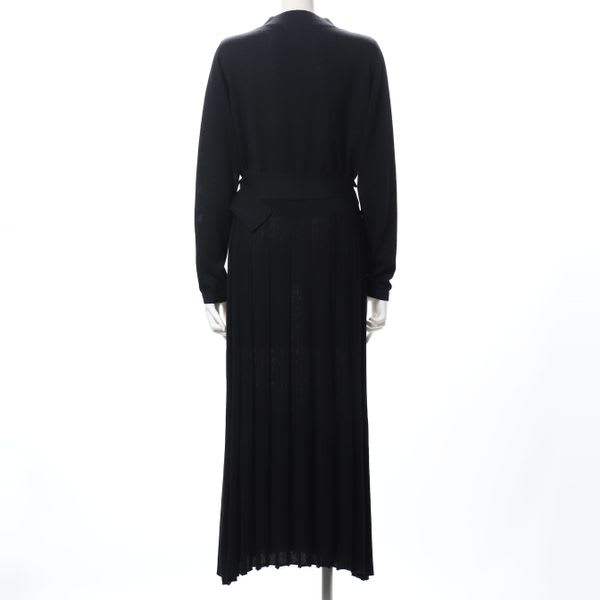 ベルト付きプリーツニットワンピース