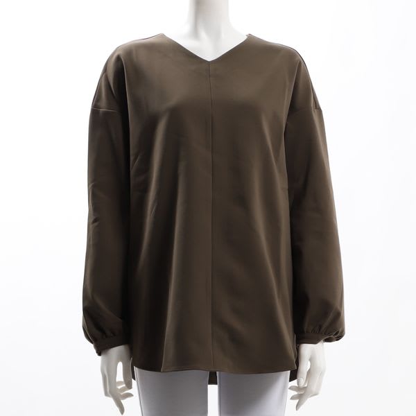 ドロップショルダーVネックブラウス