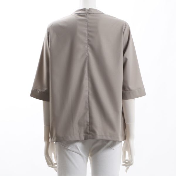 衿タックデザインブラウス