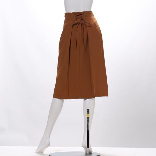 バックレースアップセミタイトスカート