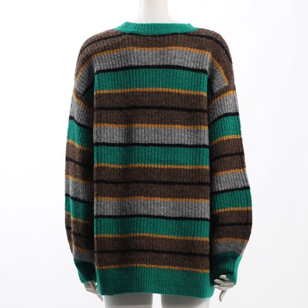 マルチボーダークルーネックニット