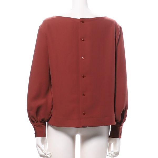 袖ボリュームバックボタンブラウス