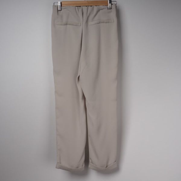 ギャザーウエストストレートパンツ