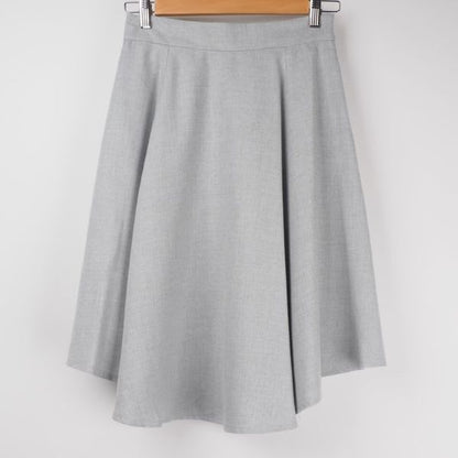 イレギュラーヘムフレアスカート