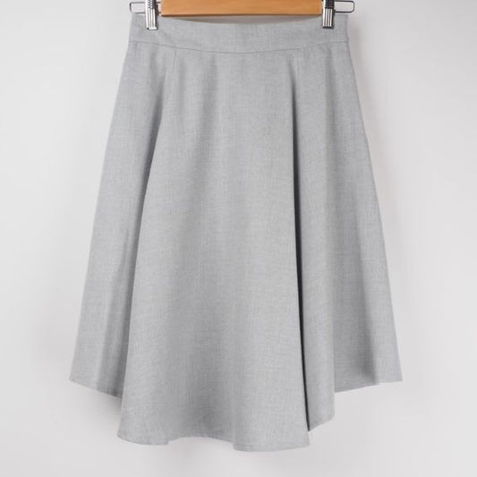 イレギュラーヘムフレアスカート