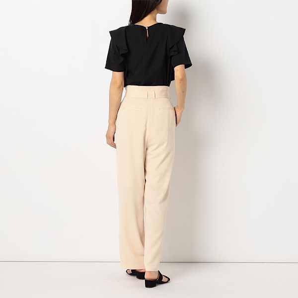 フリルデザインブラウス