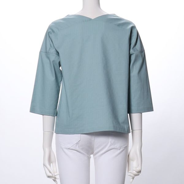 スクエアネックブラウス