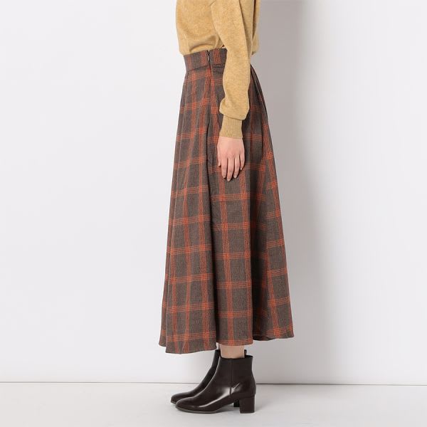 チェック柄フレアスカート