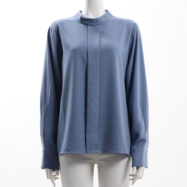 タックデザインスタンドカラーブラウス