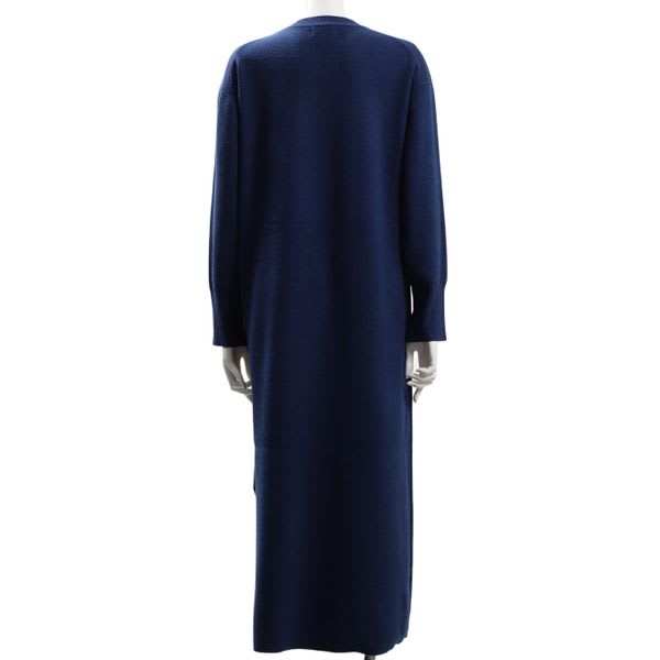 シンプルシルエットクルーネックワンピース