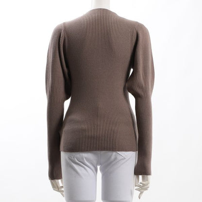 シンプルクルーネックニット