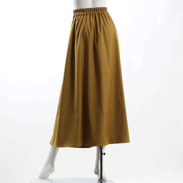 ふんわりフレアスカート