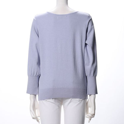 両肩ボタンニット