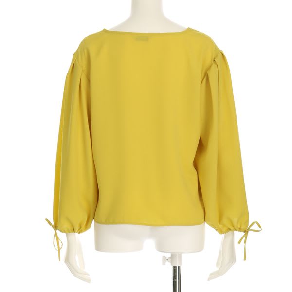 ドロスト袖ふんわり袖ブラウス