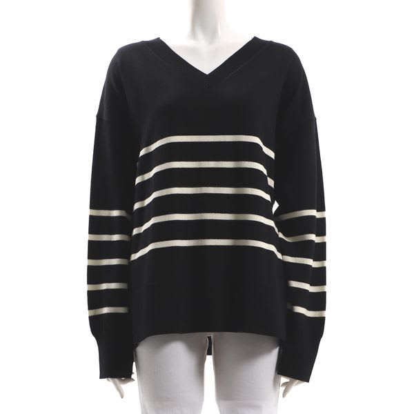 ボーダー柄Vネックニット