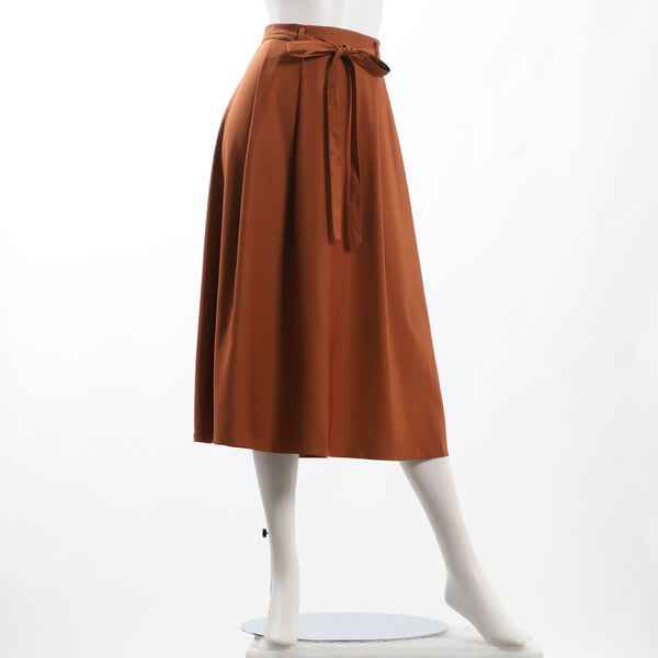 フリルデザインブラウス