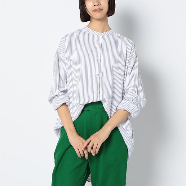 ゆったりシルエットバンドカラーシャツ