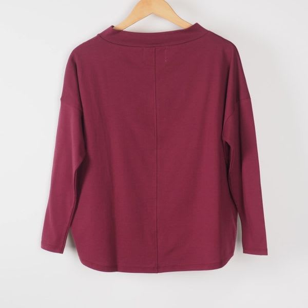 オフネックカットソー