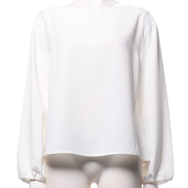 シンプルふんわりスリーブブラウス