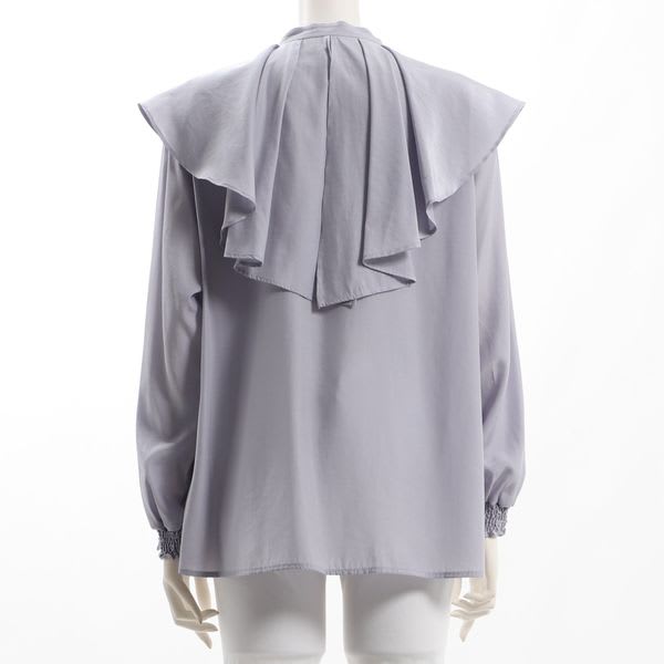 パールボタンフリルカラーブラウス