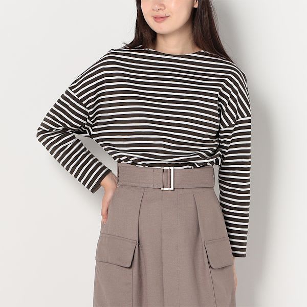 オフネックボーダー柄カットソー