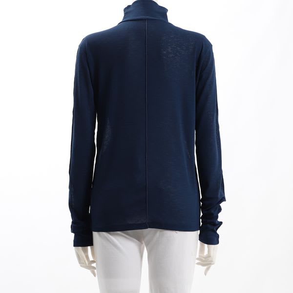 シンプルカットソー