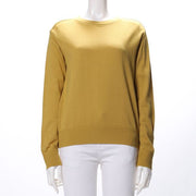 シンプルデザインクルーネックニット